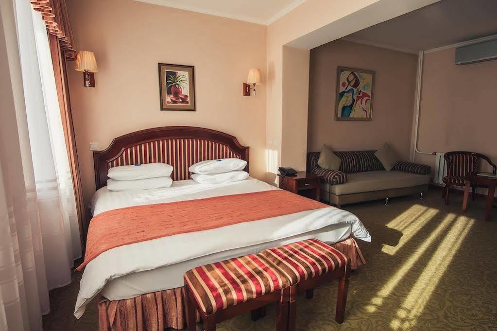 Torgay Hotel Astana Dış mekan fotoğraf